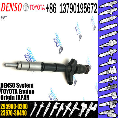 Common Rail Fuel Injector 23670-30440 23670-39435 295900-0250 295900-0200 For Toyota