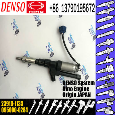 095000-0284 Diesel Engine Fuel Injector For HINO 23910-1136 23910-1135