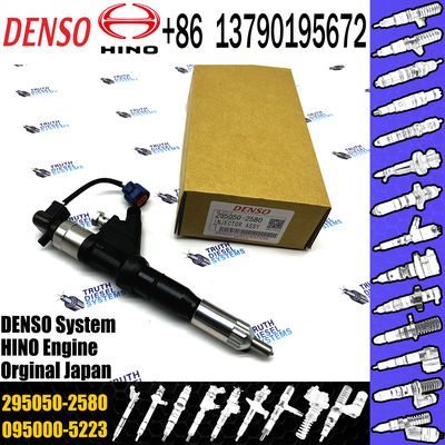 Common Rail Engine Accessories Diesel Injector 095000-0490 295050-2580 295050-2570